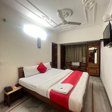 Hotel Majestic Chandīgarh Exterior foto
